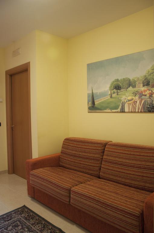 Ciao Hotel & Residence - Apartments Конверсано Экстерьер фото