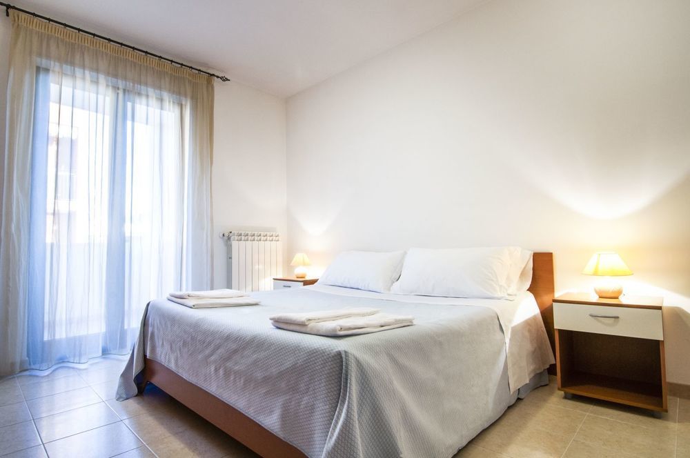 Ciao Hotel & Residence - Apartments Конверсано Экстерьер фото